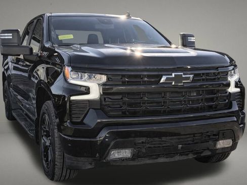 Used 2024 Chevrolet Silverado 1500 RST image 8