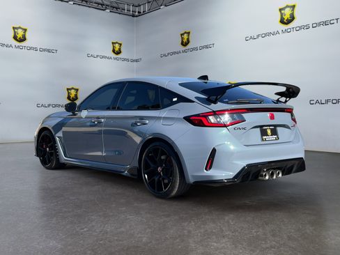 Used 2024 Honda Civic Type R image 7