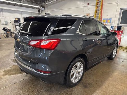 Used 2019 Chevrolet Equinox LT w/ Sun & Navigation Package image 6