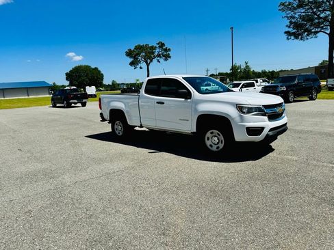 Used 2017 Chevrolet Colorado W/T RWD image 8