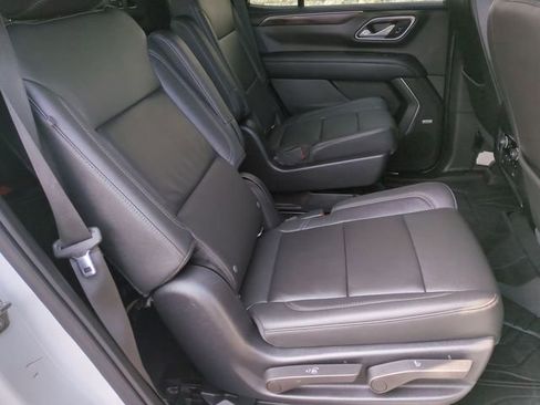 Certified 2022 Chevrolet Tahoe LT w/ LT Signature Plus Package AWD/4WD image 28