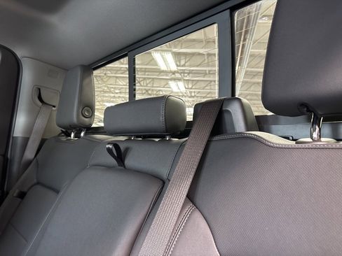 Used 2025 GMC Sierra 2500 SLT w/ SLT Premium Package image 46