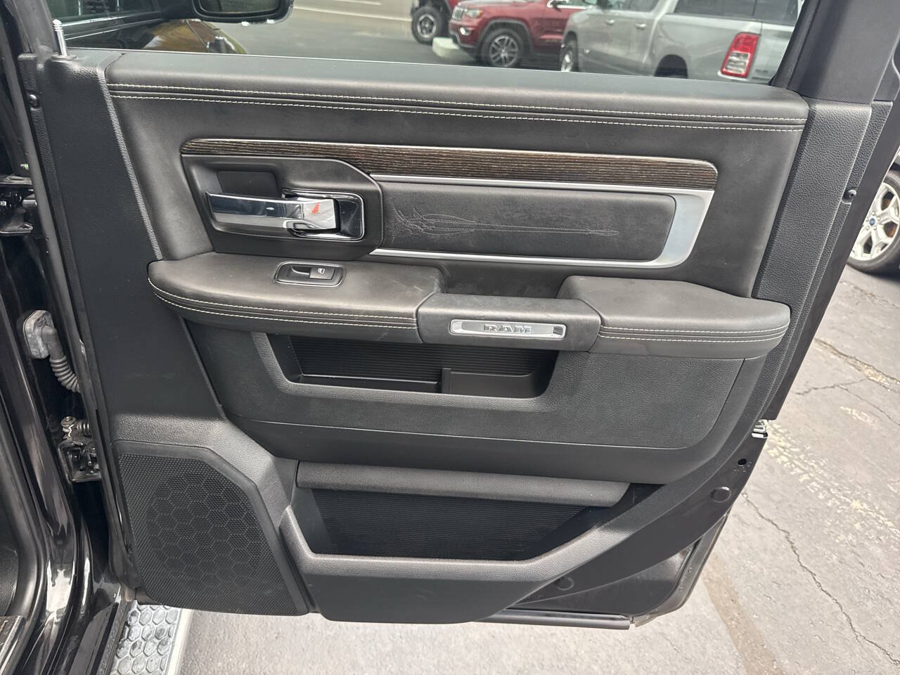 Used 2017 RAM 1500 Limited AWD/4WD image 23