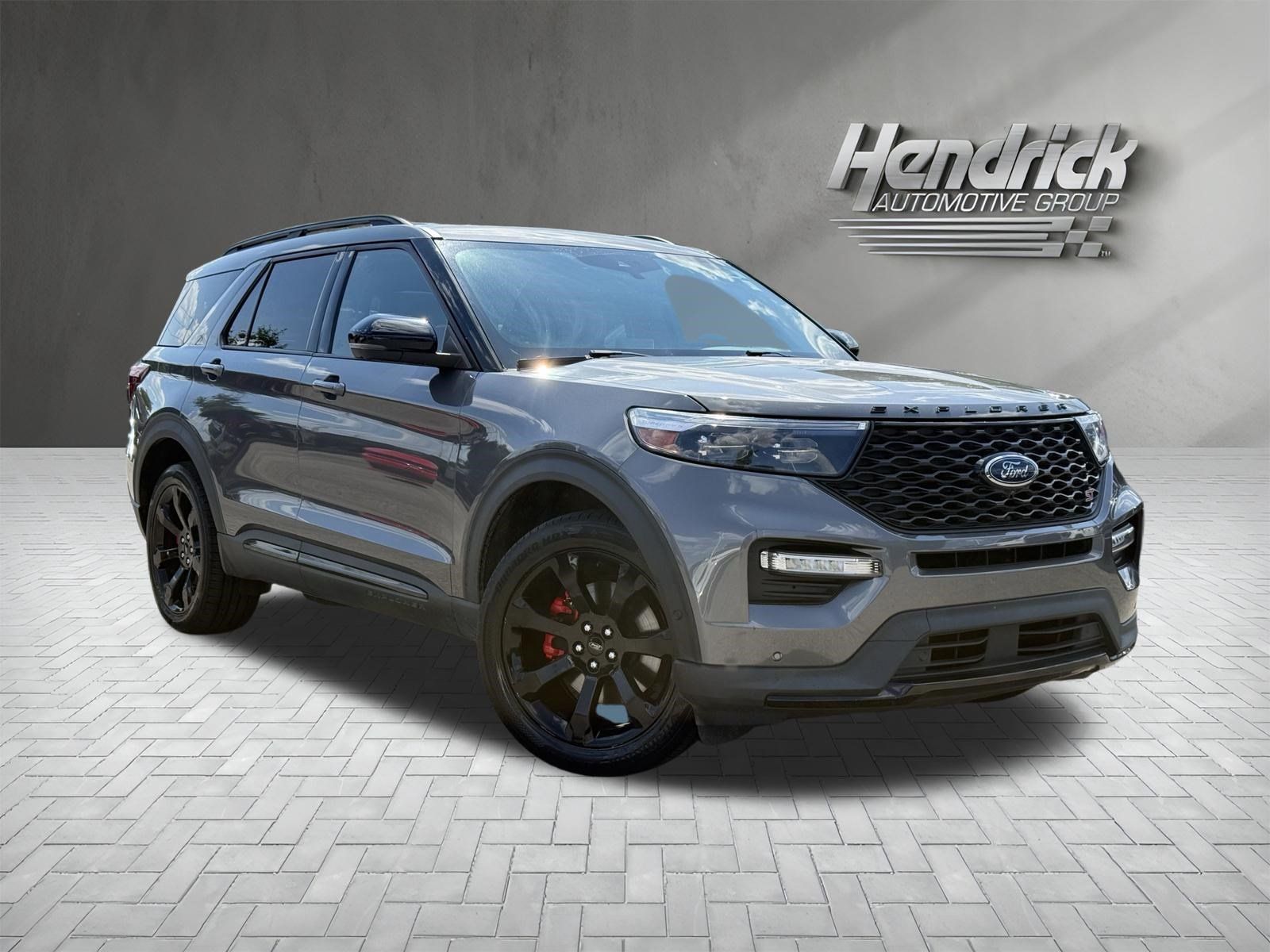 Used 2021 Ford Explorer ST w/ Equipment Group 401A AWD/4WD image 2