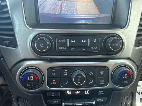 Used 2015 Chevrolet Tahoe LT AWD/4WD image 30