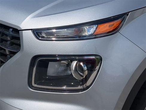 New 2026 Hyundai Venue SEL image 11