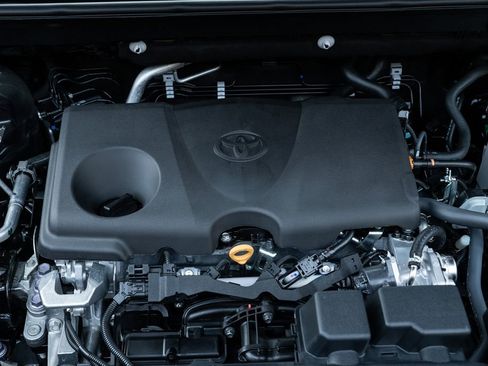 New 2025 Toyota RAV4 XLE w/ Convenience Package image 41