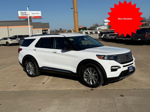 Certified 2023 Ford Explorer Limited w/ Equipment Group 301A image 3