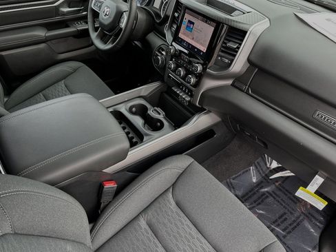 New 2025 RAM 1500 Big Horn AWD/4WD image 18