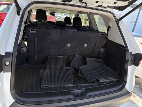 Used 2024 Toyota Grand Highlander XLE image 27