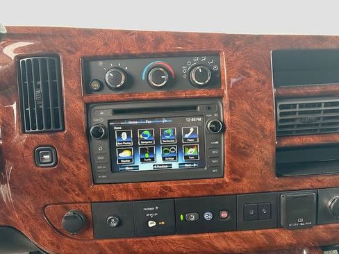 Used 2019 Chevrolet Express 2500 w/ Enhanced Convenience Package image 20