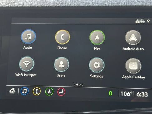 Used 2022 Buick Envision Avenir w/ Technology Package II FWD image 9