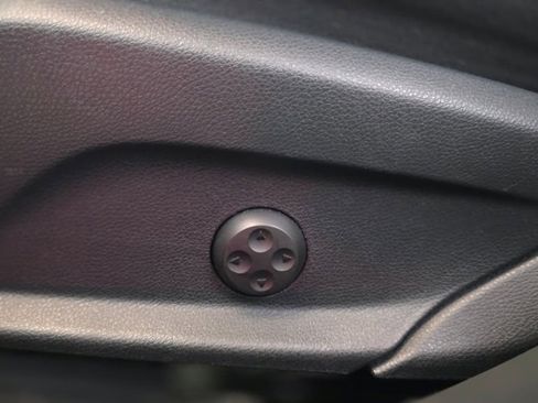 Used 2019 Mercedes-Benz E 300 4MATIC w/ Premium 1 Package image 19