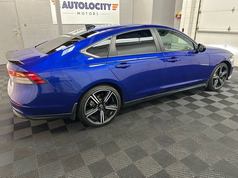 Used 2024 Honda Accord Sport image 11