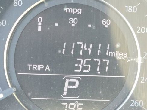 Used 2013 Honda Accord LX image 4