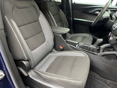 Used 2022 Chevrolet TrailBlazer LT FWD image 22