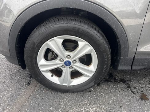 Used 2014 Ford Escape SE image 18