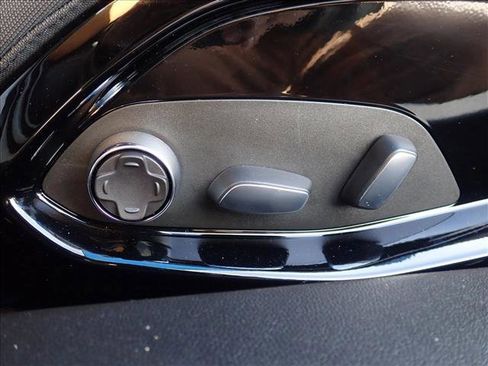 Used 2025 Chevrolet Corvette Z06 image 9