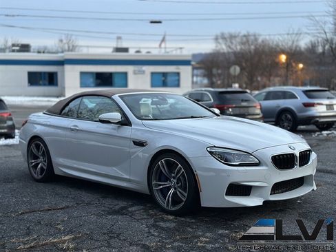 Used 2017 BMW M6 Convertible image 11
