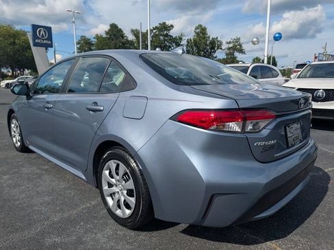 Used 2021 Toyota Corolla LE FWD image 21