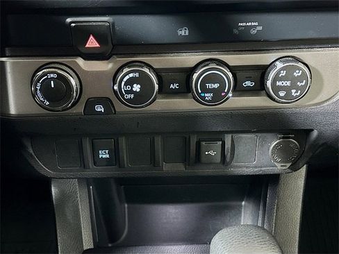 Used 2020 Toyota Tacoma SR image 16