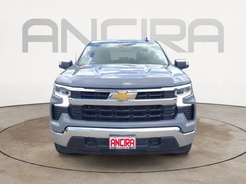 Used 2024 Chevrolet Silverado 1500 LT w/ Z71 Off-Road Package AWD/4WD image 8