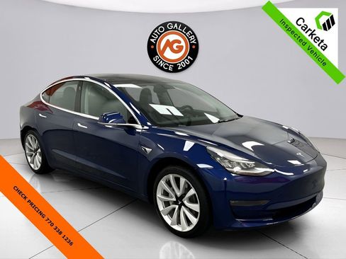 Used 2018 Tesla Model 3 Long Range image 1