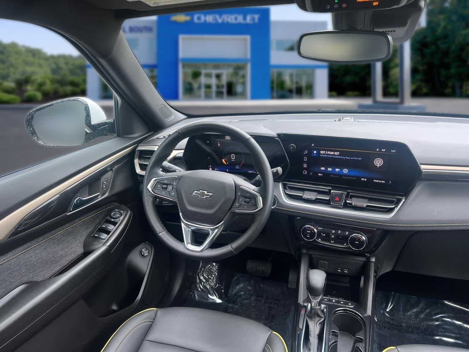 Used 2025 Chevrolet TrailBlazer ACTIV w/ Convenience Package FWD image 32