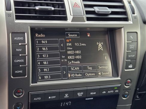 Used 2017 Lexus GX 460 Premium w/ Premium Package AWD/4WD image 18