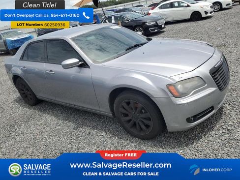 Used 2014 Chrysler 300 S AWD/4WD image 5