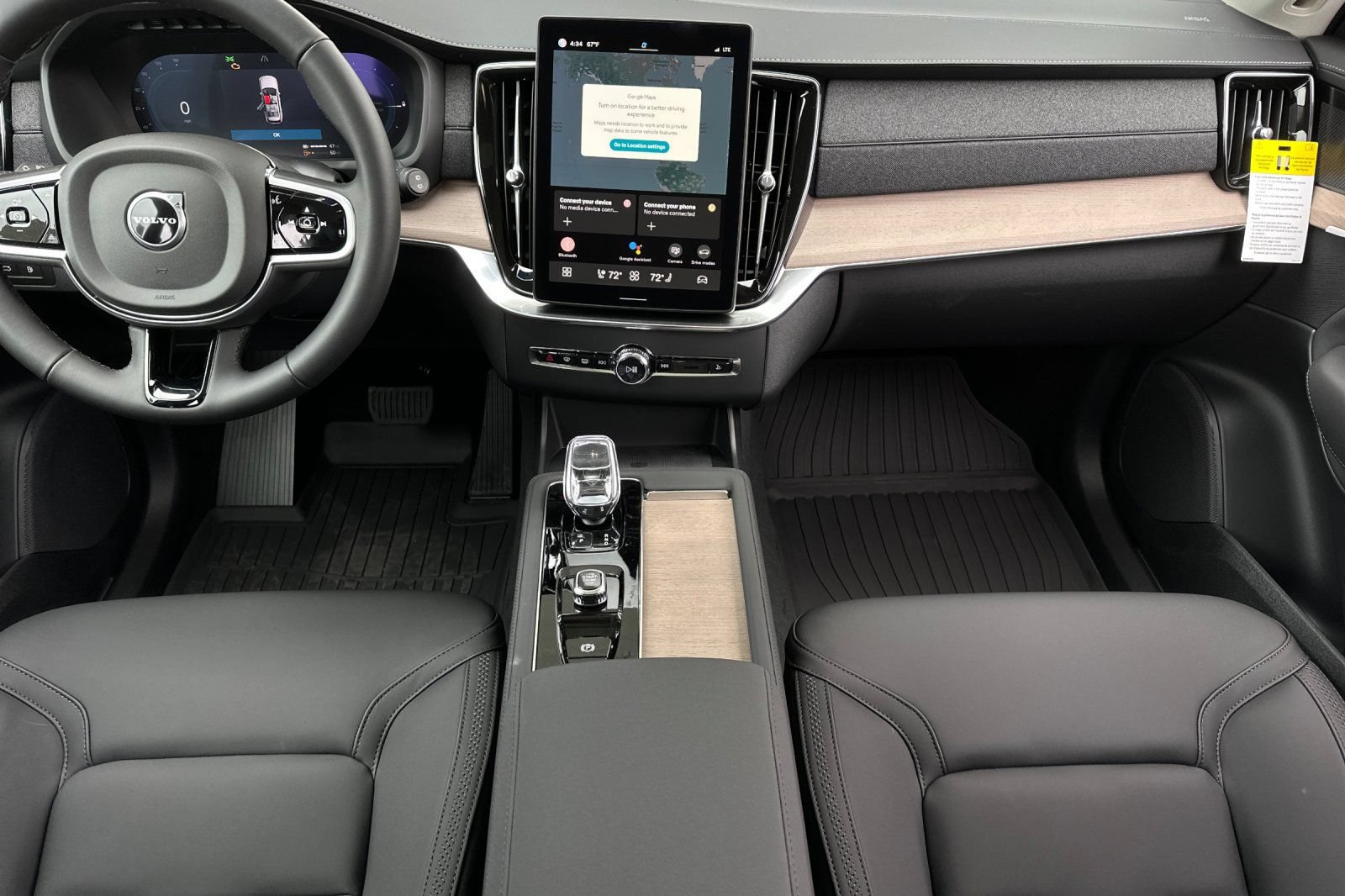 New 2025 Volvo XC90 T8 Plus w/ Protection Package Premier AWD/4WD image 13