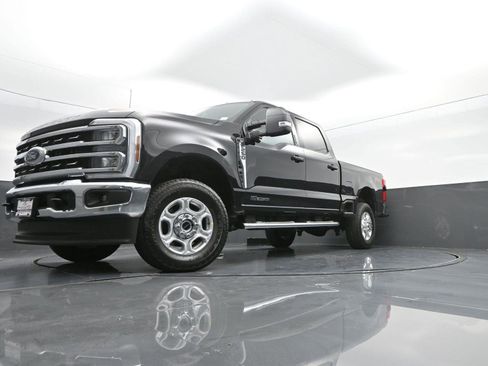 New 2026 Ford F250 XLT w/ XLT Premium Package image 46