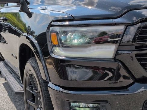 Certified 2022 RAM 1500 Laramie AWD/4WD image 11
