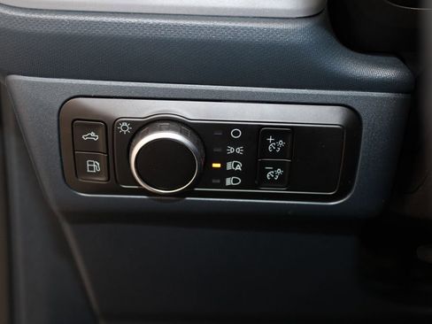 New 2025 Ford Maverick XL w/ Equipment Group 101A image 38