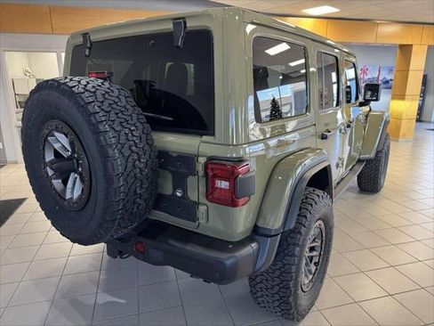 New 2025 Jeep Wrangler Unlimited Rubicon 392 image 32