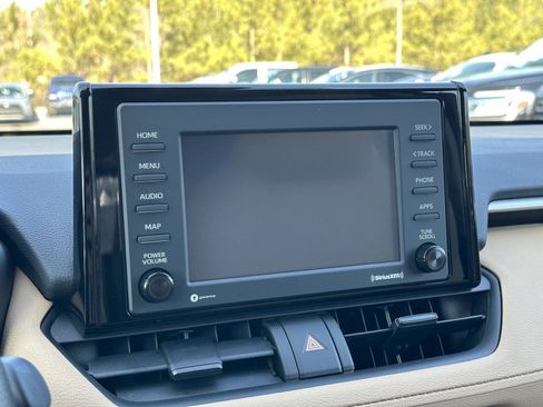 Certified 2022 Toyota RAV4 XLE image 12