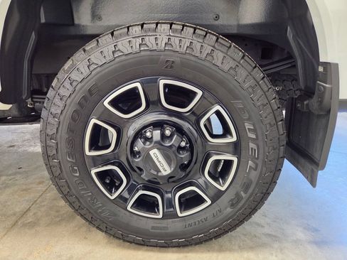 Used 2025 Ford F250 Platinum AWD/4WD image 11