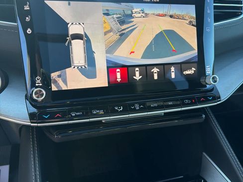 New 2026 Jeep Grand Wagoneer Limited image 17