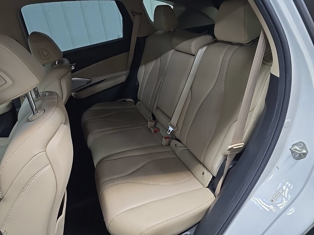 Used 2019 Acura RDX w/ Technology Package AWD/4WD image 32