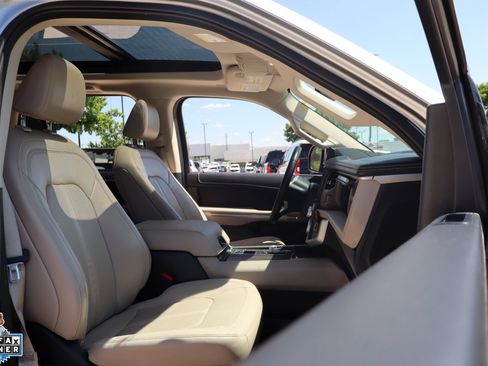Used 2023 Ford Expedition Limited RWD image 33