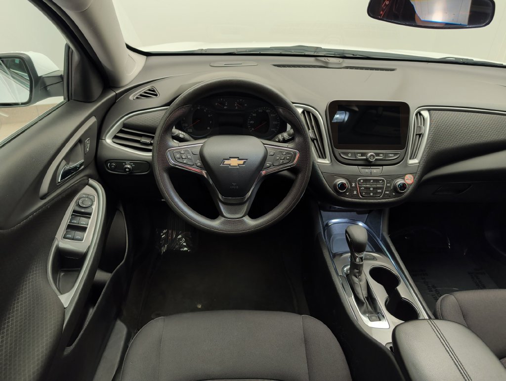Used 2024 Chevrolet Malibu LT FWD image 20