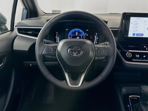 Used 2026 Toyota Corolla SE image 17