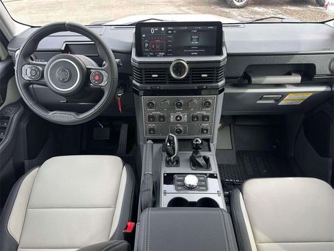 Used 2025 INEOS Grenadier Fieldmaster Edition image 13