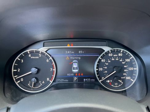 Used 2025 Nissan Altima 2.5 SV FWD image 36
