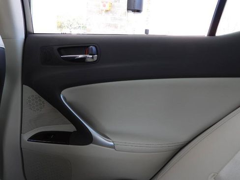 Used 2012 Lexus IS 250 w/ Premium Pkg Value Edition image 38