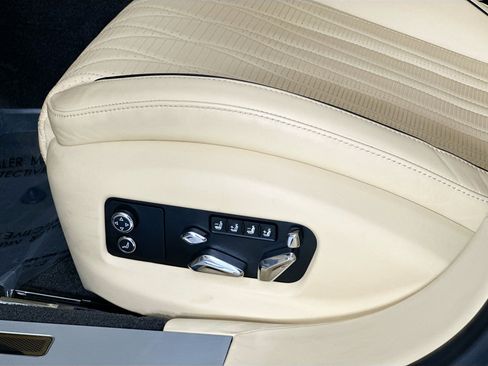 Certified 2022 Bentley Flying Spur V8 image 20