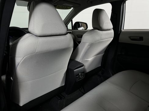 Used 2026 Toyota Corolla Cross L FWD image 19