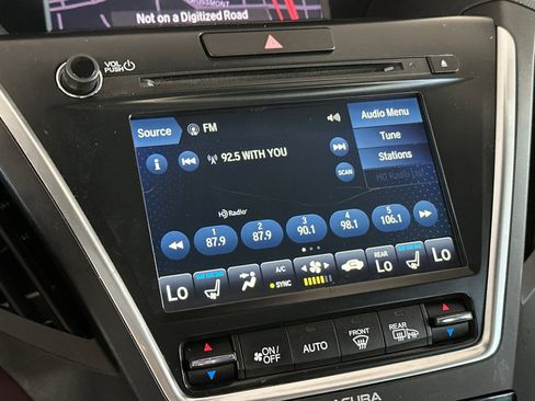 Used 2020 Acura MDX FWD w/ Advance Package image 18