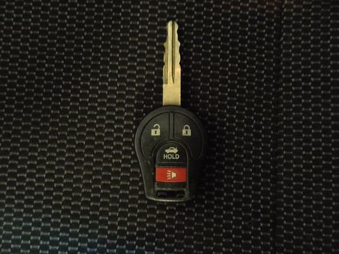 Used 2018 Nissan Versa SV image 32