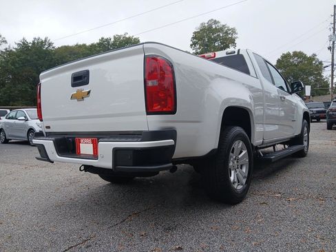 Used 2020 Chevrolet Colorado LT w/ Safety Package RWD image 6